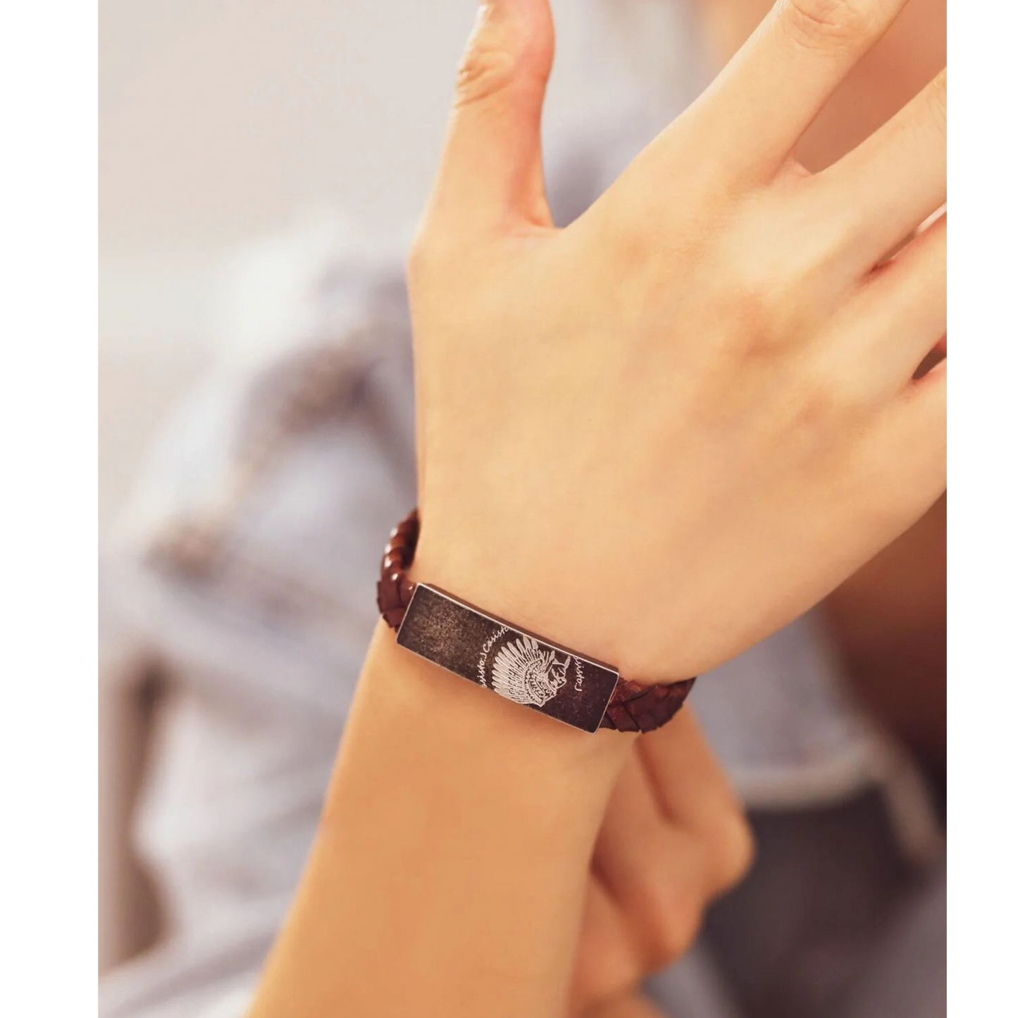 T.O.E Logo pattern leather & Metal Bracelet